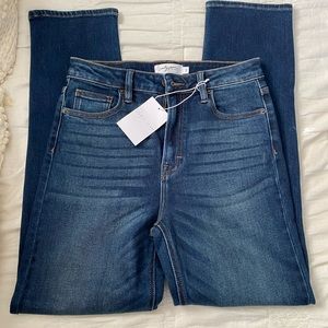 NWT CJLA BROOKE SLIM STRAIGHT JEANS SIZE 7